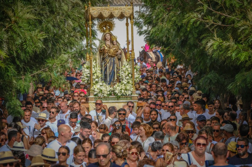 10 de agosto. Traslado de la Santísima Virgen hasta Vejer.