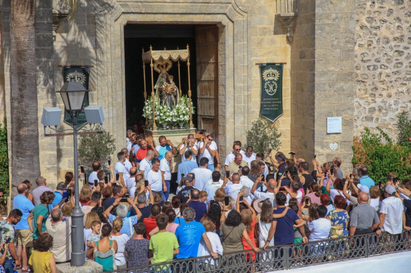 24 de agosto. Traslado de Nuestra Señora hasta su Santuario.